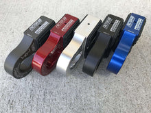 Load image into Gallery viewer, FlatLink XTV Winch Shackle Mount Silver Factor 55