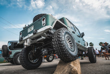 Load image into Gallery viewer, Bobbed Replacement Bed for Jeep Gladiator