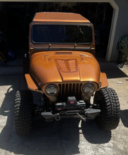 Load image into Gallery viewer, Diamond Series Hood Vent for Jeep CJ - Louvers