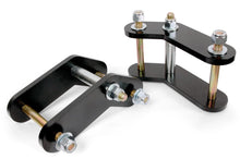 Load image into Gallery viewer, Boomerang Lift Shackles Pair 84-01 Jeep Cherokee XJ 2WD/4WD Rough Country