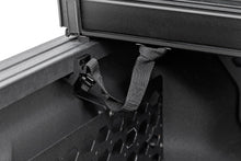 Load image into Gallery viewer, Hard Folding Bed Cover | 5' Bed | Jeep Gladiator JT 4WD (2020-2023)