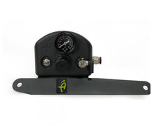 Load image into Gallery viewer, Gladiator Tire Inflator System 4 Tire For 19-25 Jeep Gladiator W/Engine Mount With Box, Fittings, Hoses and Storage Bag Black UP Down Air