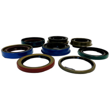 Load image into Gallery viewer, Transfer Case Seal Kit for Jeep 87-01 Cherokee, 02-07 Liberty, 93-04 Gr Cherokee Crown Automotive