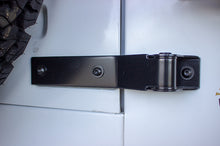 Load image into Gallery viewer, Jeep YJ Tailgate Hinge Pair 87-95 Wrangler TJ Powdercoat Black Kentrol
