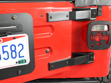 Load image into Gallery viewer, Jeep TJ Tailgate Hinge Pair 97-06 Wrangler TJ Powdercoat Black Kentrol