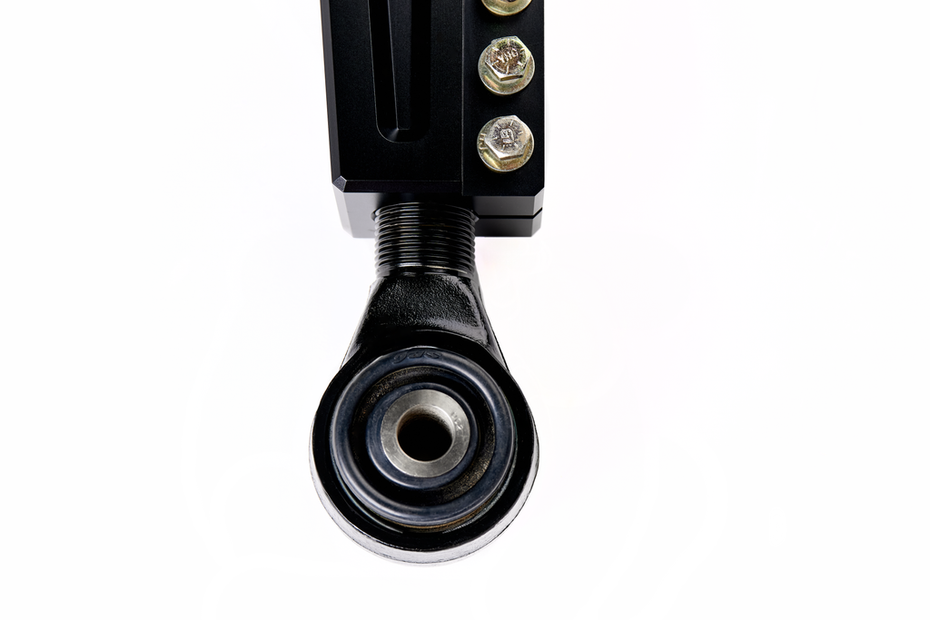 CombatOffroad_CONTROL ARM_0018_WEB_FINALS.png