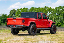 Load image into Gallery viewer, 2.5 Inch Jeep Suspension Lift Kit w/N3 Shocks 20-UP Gladiator Rough Country