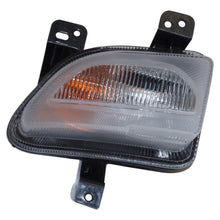Load image into Gallery viewer, Right Parking Light for 2015-2018 Jeep BU Renegade (USA, Canada, &amp; Mexico) Crown Automotive