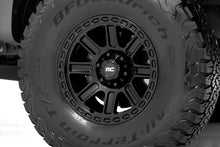 Load image into Gallery viewer, Rough Country 84 Series Wheel | Gloss Black | 17x8.5 | 6x5.5 | +0mm