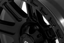 Load image into Gallery viewer, Rough Country 84 Series Wheel | Gloss Black | 17x8.5 | 6x5.5 | +0mm