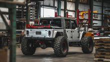 Load image into Gallery viewer, Aluminum Bobbed Replacement Bed for Jeep Gladiator