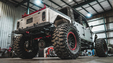 Load image into Gallery viewer, Aluminum Bobbed Replacement Bed for Jeep Gladiator