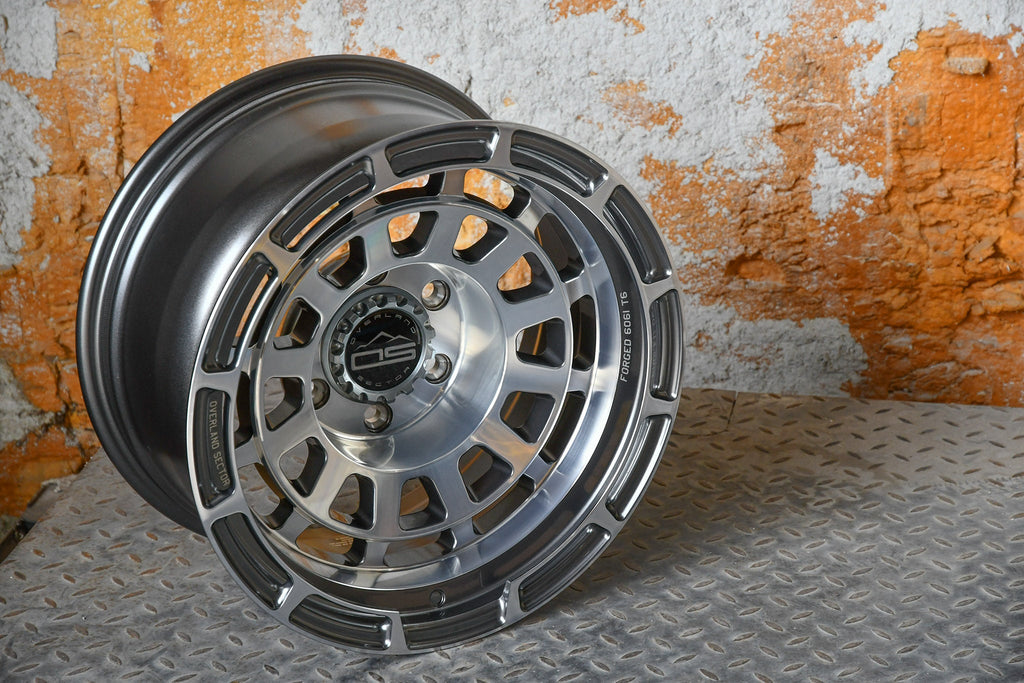 Badlander Gloss Gunmetal Machined (FORGED)