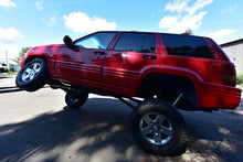 Load image into Gallery viewer, Jeep Grand Cherokee 7.0 Inch Pro Series 3 Link Long Arm Lift Kit 1996-1998 ZJ Clayton Off Road