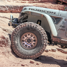 Load image into Gallery viewer, 2020–2026 JEEP JT GLADIATOR HIGH CLEARANCE ALUMINUM FRONT &amp; REAR INNER FENDER KIT (FRONT SOLID &amp; VENTED PANELS INCLUDED) SAVVY OFFROAD