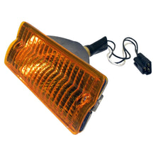 Load image into Gallery viewer, Right Front Parking Lamp for Jeep 76-91 SJ, J-Series, Incl. Lamp, Bulb &amp; Harness Crown Automotive