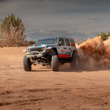 Load image into Gallery viewer, 2018-2026 JEEP JL/JLU/JT FRONT BUMPER WITH HOOP (LEGACY 6061 ALUMINUM) SAVVY OFFROAD