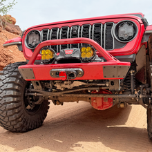 Load image into Gallery viewer, 2018-2026 JEEP JL/JLU/JT FRONT BUMPER WITH HOOP (LEGACY 6061 ALUMINUM) SAVVY OFFROAD