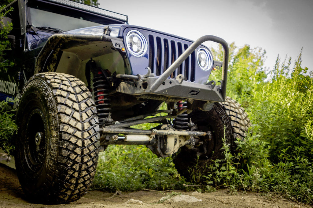 Jeep YJ/TJ Stubby Front Bumper W/Stinger Bare Steel Motobilt