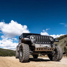 Load image into Gallery viewer, Jeep JL/Gladiator Front Bumper 2018-Present Wrangler JL/Gladiator Motobilt