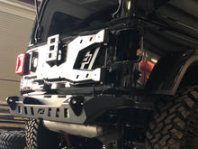 Load image into Gallery viewer, Jeep JL Tire Carrier 18 + Wrangler JL Up To 40 Inch Tire Motobilt