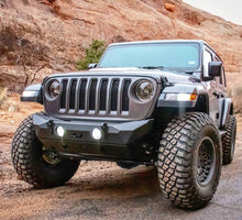 Load image into Gallery viewer, Jeep JL/Gladiator Front Bumper With Skid Plate 18+ Wrangler JL/Gladiator W/Fog Light Holes The Hammer Series Motobilt