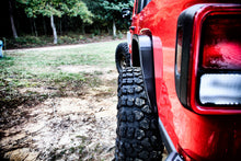Load image into Gallery viewer, Aluminum Rear Fender Flares for Jeep Gladiator JT