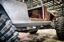 Load image into Gallery viewer, 15 Inch Stretch Boat Side Rocker Guards for Jeep YJ Motobilt