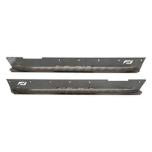 Load image into Gallery viewer, Full-Length Rocker Armor for Jeep YJ Fender Notch Step Motobilt