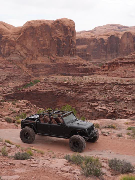 Roll Cage Kit for Jeep Gladiator Motobilt