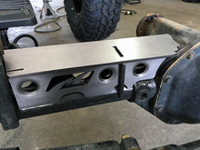 Load image into Gallery viewer, Jeep JK Rubicon Dana 44 Front Axle Truss Motobilt