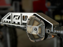 Load image into Gallery viewer, Ford Super Duty Dana 60 Axle Truss Motobilt