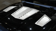 Load image into Gallery viewer, Side Hood Vent - Universal