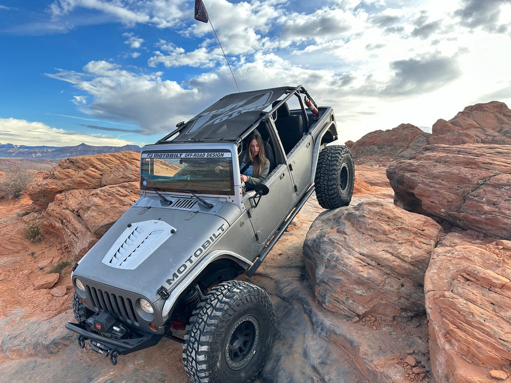 Hood Vent Kit for Jeep JK/JKU Motobilt - MB5537 - Motobilt