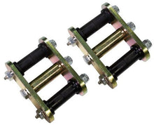 Load image into Gallery viewer, Rust Buster 1976-1986 Jeep CJ7 Front Lubeable Shackles RB1014