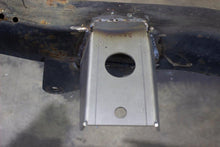 Load image into Gallery viewer, Rust Buster 1987-1995 Jeep Wrangler YJ Body Mount Brackets RB2016