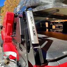 Load image into Gallery viewer, 2020-2023 Jeep Gladiator Overland Deluxe Rack Kit Rock Slide Engineering