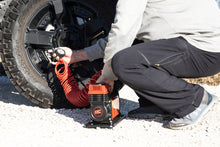 Load image into Gallery viewer, Air Compressor w/Carrying Case Rough Country