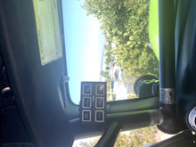 Load image into Gallery viewer, SourceLT w/ Mini6 for Universal w/ 84 Inch Battery Cables sPods