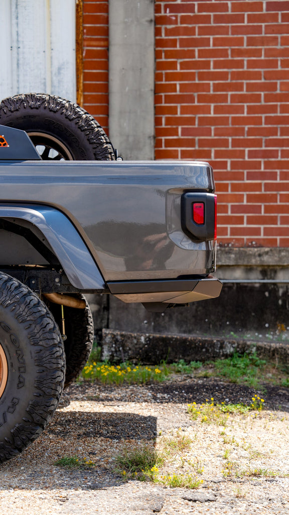 Tomahawk High Clearance Rear Bumper for Jeep JT Motobilt - MB1262 - Motobilt