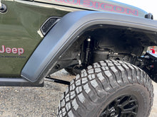 Load image into Gallery viewer, AccuAir Suspension Packages JEEP GLADIATOR (JT, DIESEL) 2019 – PRESENT 4.0” DYNAMIC LIFT KIT
