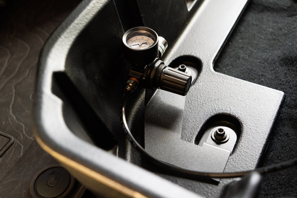 AccuAir Suspension On Board Air Systems Jeep Gladiator JT On Board Air Kit