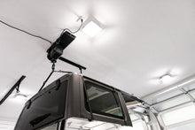Load image into Gallery viewer, Bestop Hard Top Hoist HOSS Hardtop Hoist - 20-21 Gladiator / 18-21 Wrangler JL / 07-18 Wrangler JK - 42820-01 - Bestop