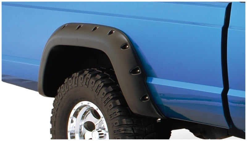 Bushwacker Fender Flares Bushwacker 84-01 Jeep Cherokee Cutout Style Flares 4pc Fits 2-Door Sport Utility Only - Black
