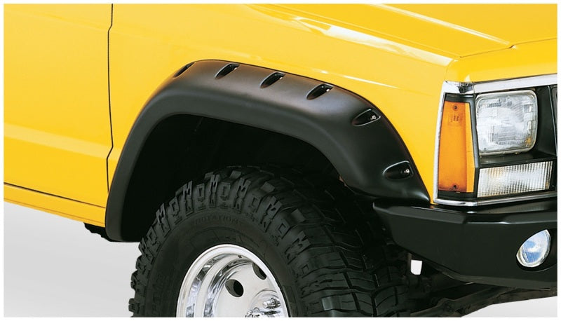 Bushwacker Fender Flares Bushwacker 84-01 Jeep Cherokee Cutout Style Flares 4pc Fits 2-Door Sport Utility Only - Black
