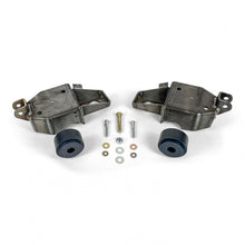 Load image into Gallery viewer, Clayton Off Road Axle Brackets Jeep Grand Cherokee Coil Mount Repair Kit 99-04 WJ Clayton Off Road - COR-1106100 - Clayton Off Road