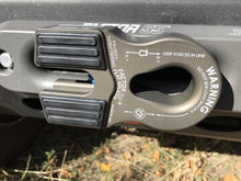 Load image into Gallery viewer, Factor 55 Winch Shackle Winch Line Shackle Mount Splice On Foldable Gray Factor 55 - Factor 55 - 00375-06