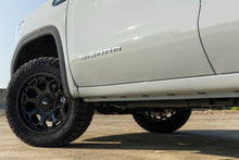 Load image into Gallery viewer, Rough Country 80 Series Wheel | One-Piece | Semi Gloss Black | 20x9 | 6x5.5 | 0mm