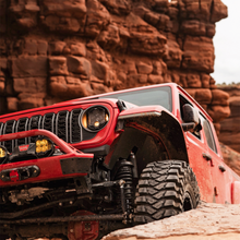 Load image into Gallery viewer, 2018-2026 JEEP JL/JLU/JT FRONT BUMPER WITH HOOP (LEGACY 6061 ALUMINUM) SAVVY OFFROAD