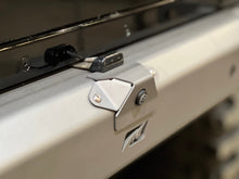 Load image into Gallery viewer, Bobbed Replacement Bed for Jeep Gladiator